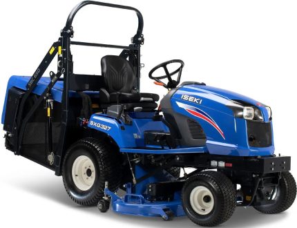 ISEKI SXG 327 Diesel Rasentraktor mit Hochentleerung – 137 cm Schnittbreite, 3-Zylinder Motor, 590 L Fangkorb, inkl. SCMB54 & SBC650