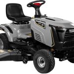 Texas TTS108H Premium Rasentraktor, 108 cm Schnittbreite, 14,7 PS V-Twin Motor, Hydrostat, Seitenauswurf & Mulchen